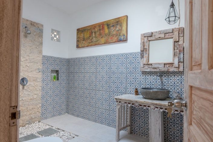 Kagana Villa - Shower room